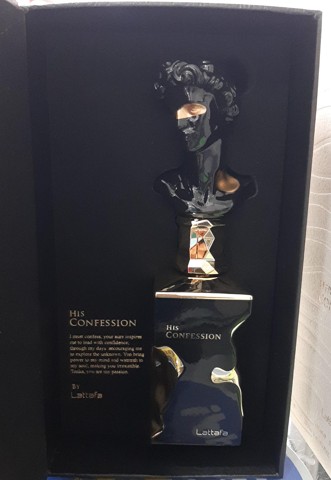 HIS CONFESSION ESTUCHE