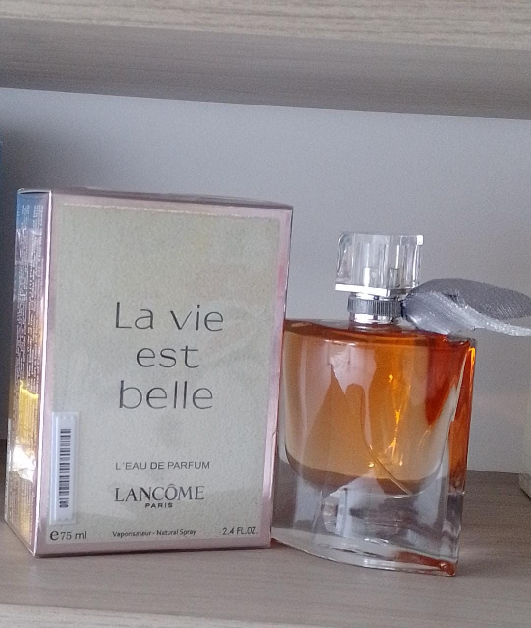 LA VIDA ES BELLA