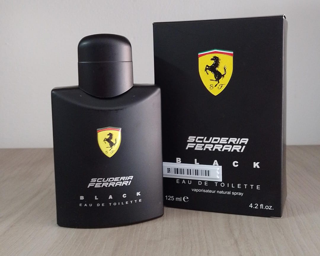 FERRARI BLACK