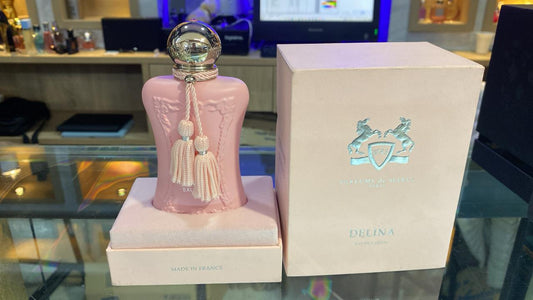 DELINA ESTUCHE