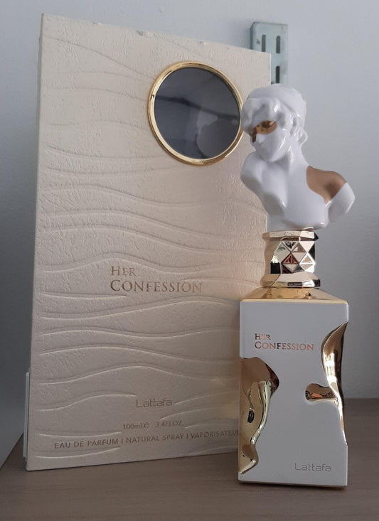 HER CONFESSION ESTUCHE